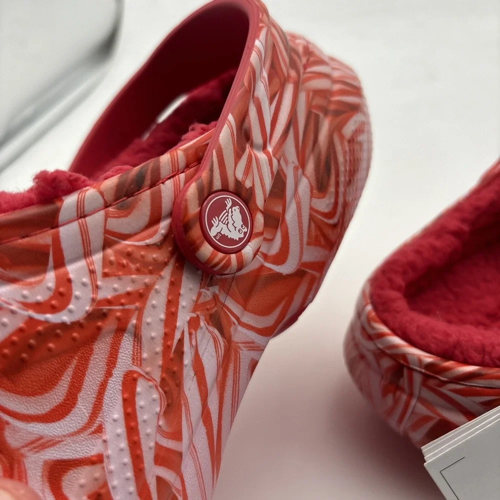 Crocs Classic Lined Candy Cane Clogs Men's Size 12 Red White Christmas Slip On